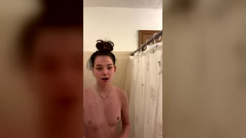 jae_babyyy online show from February 13, 7:10 pm