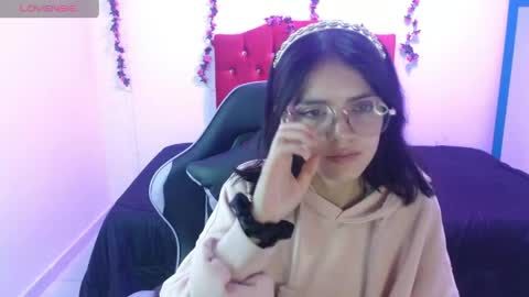 Snapshot of jaide387017 chatting on April 28, 8:25 pm jaide387017 online show from April 28, 8:25 pm