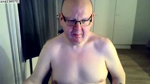 Jake2309 online show from May 1, 6:56 pm