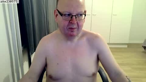 Jake2309 online show from May 5, 7:44 pm