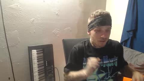 showingitoff online show from October 10, 3:38 am