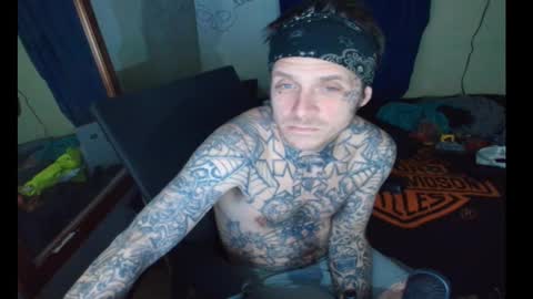 Snapshot of jake265897 chatting on February 5, 6:29 am showingitoff online show from February 5, 6:29 am