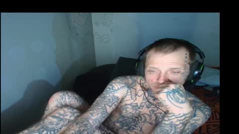 showingitoff online show from March 5, 7:26 am