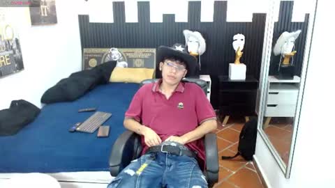 Snapshot of jake_falcon chatting on June 11, 1:09 pm jake_falcon online show from June 11, 1:09 pm