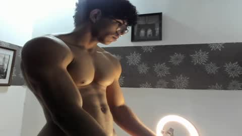 Snapshot of jake_hill1 chatting on January 19, 1:32 am jake_hill1 online show from January 19, 1:32 am