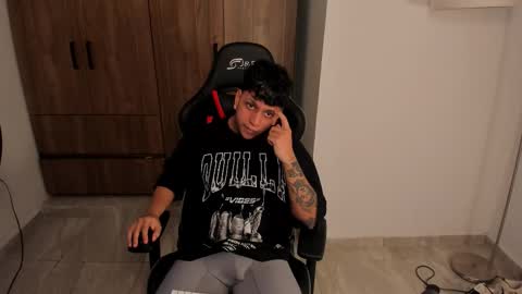 Snapshot of jake_pons chatting on November 9, 1:48 am Jake Pons online show from November 9, 1:48 am