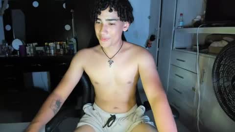 Snapshot of jake_willianss chatting on June 27, 12:59 am jake willianss online show from June 27, 12:59 am
