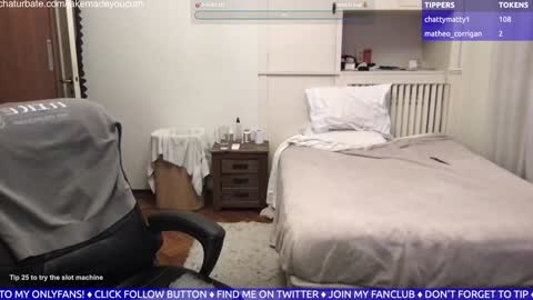 Snapshot of jakemadeyoucum chatting on December 28, 1:29 am Jake Wallace online show from December 28, 1:29 am