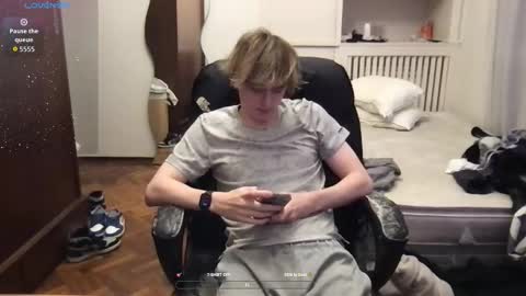 Snapshot of jakemadeyoucum chatting on October 6, 11:02 pm Jake Wallace online show from October 6, 11:02 pm