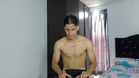 Snapshot of jakemonroe1 chatting on April 7, 2:39 pm JakeMonroe online show from April 7, 2:39 pm