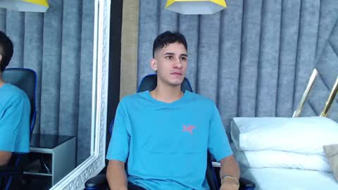 Snapshot of jakemoxleey chatting on January 25, 12:37 pm jakemoxleey online show from January 25, 12:37 pm