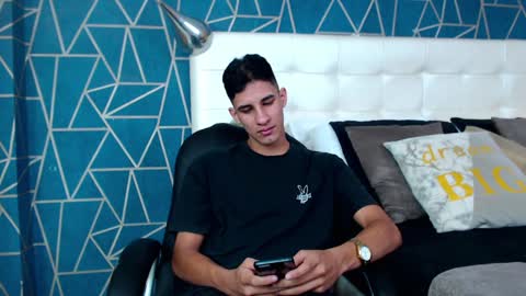 Snapshot of jakemoxleey chatting on January 27, 12:48 pm jakemoxleey online show from January 27, 12:48 pm