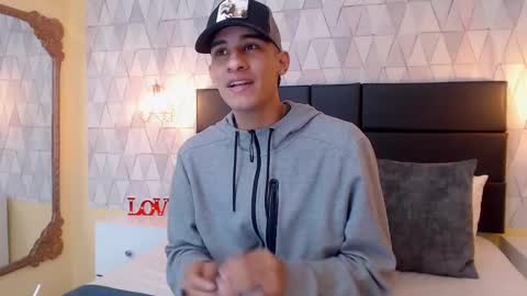 Snapshot of jakemoxleey chatting on February 21, 2:48 pm jakemoxleey online show from February 21, 2:48 pm