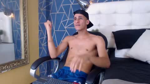 Snapshot of jakemoxleey chatting on February 28, 6:41 pm jakemoxleey online show from February 28, 6:41 pm
