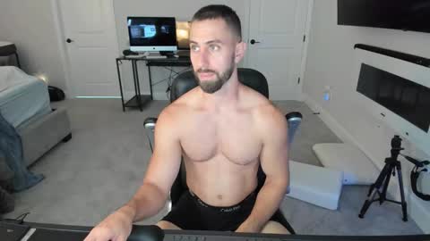 Snapshot of jakeorion chatting on March 28, 7:13 pm Jake Orion online show from March 28, 7:13 pm