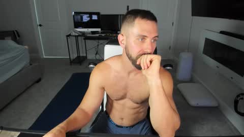 Snapshot of jakeorion chatting on April 8, 3:01 pm Jake Orion online show from April 8, 3:01 pm