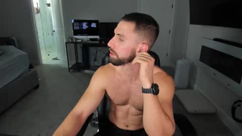 Snapshot of jakeorion chatting on April 13, 3:50 pm Jake Orion online show from April 13, 3:50 pm