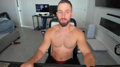 Snapshot of jakeorion chatting on April 19, 7:27 pm Jake Orion online show from April 19, 7:27 pm