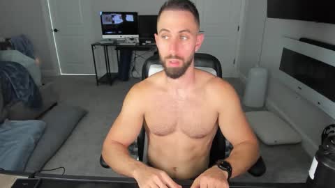 Snapshot of jakeorion chatting on April 25, 6:38 pm Jake Orion online show from April 25, 6:38 pm