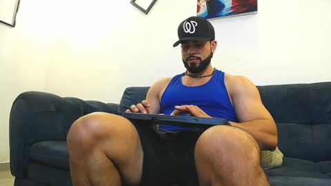 Snapshot of jakeskye chatting on May 27, 1:24 am JakeSkye online show from May 27, 1:24 am
