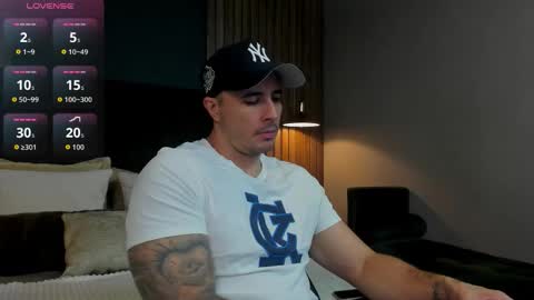 jakestone_1 online show from November 11, 1:27 am