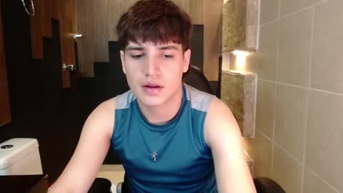 Snapshot of jakesummer_ chatting on February 10, 1:26 pm Jake online show from February 10, 1:26 pm