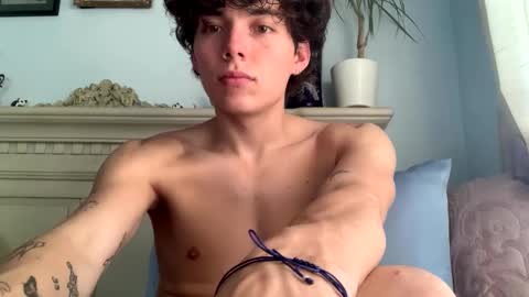 August online show from October 8, 8:39 pm