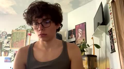 August online show from October 14, 4:08 pm