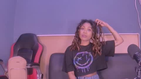 Snapshot of jamaicanbabex chatting on December 4, 11:08 am jamaicanbabex online show from December 4, 11:08 am