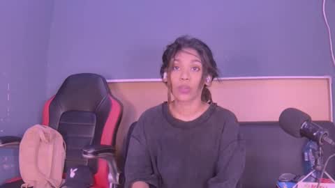 Snapshot of jamaicanbabex chatting on December 10, 12:49 pm jamaicanbabex online show from December 10, 12:49 pm
