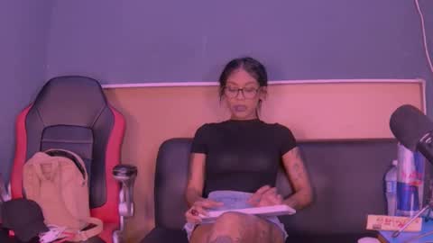 Snapshot of jamaicanbabex chatting on December 31, 9:42 am jamaicanbabex online show from December 31, 9:42 am
