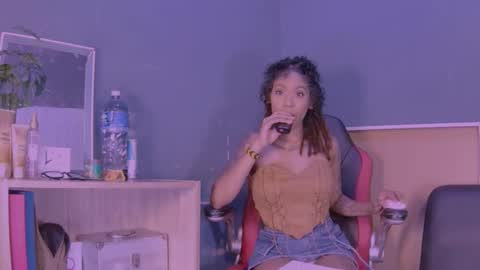 Snapshot of jamaicanbabex chatting on February 4, 10:10 am jamaicanbabex online show from February 4, 10:10 am