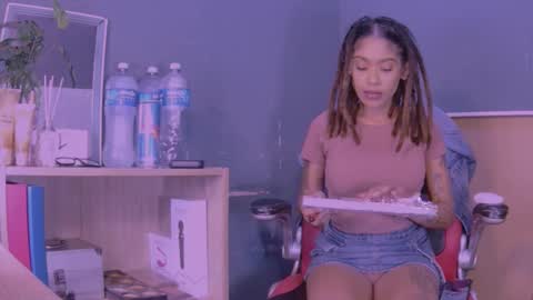 Snapshot of jamaicanbabex chatting on February 13, 6:59 pm jamaicanbabex online show from February 13, 6:59 pm