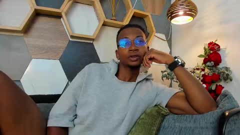   online show from February 15, 1:10 am