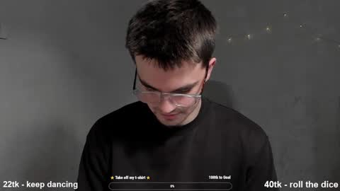 Snapshot of jame_flow chatting on March 6, 5:35 am Hey there Im Jame online show from March 6, 5:35 am