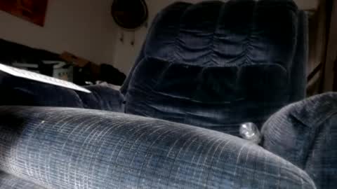 what you in too online show from December 19, 8:23 am