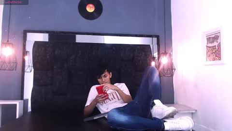 James y Kenet online show from February 28, 11:33 am