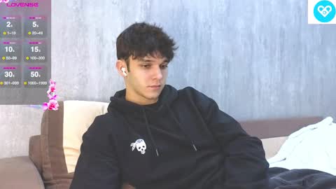 James online show from February 13, 9:49 pm