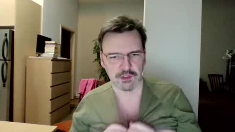 James2025 online show from March 1, 2:57 am