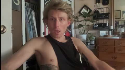 jamesbpeach online show from April 28, 8:03 pm