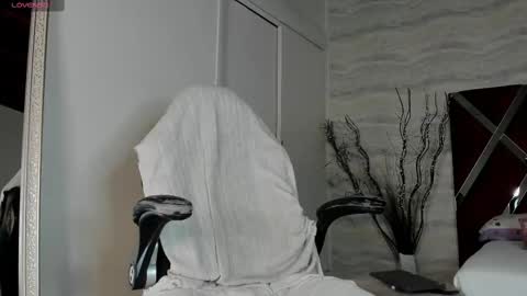 jamesdekker online show from September 25, 8:56 pm