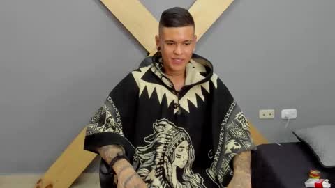 Snapshot of jamesinked_ chatting on December 18, 6:46 pm Jamesinked  online show from December 18, 6:46 pm