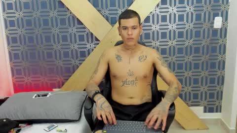 Snapshot of jamesinked_ chatting on January 10, 5:24 pm Jamesinked  online show from January 10, 5:24 pm