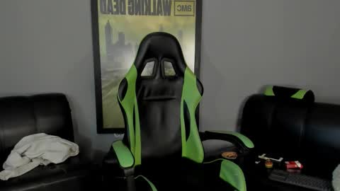 Snapshot of jamesinked_ chatting on January 27, 7:56 pm Jamesinked  online show from January 27, 7:56 pm