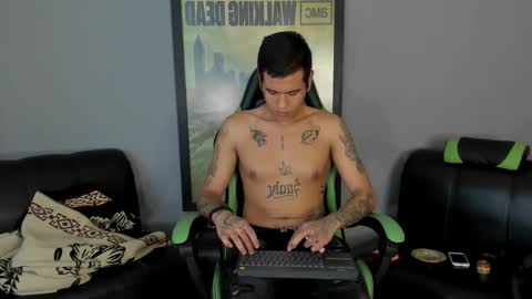 Snapshot of jamesinked_ chatting on February 17, 7:31 pm Jamesinked  online show from February 17, 7:31 pm