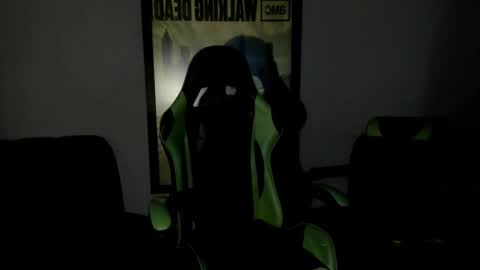 Snapshot of jamesinked_ chatting on February 27, 10:09 pm Jamesinked  online show from February 27, 10:09 pm