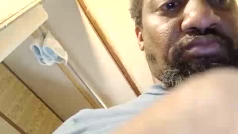 jameskannon26 online show from April 8, 7:58 pm