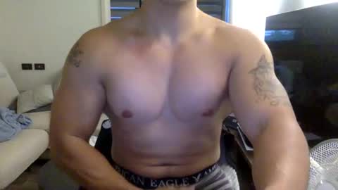 jamesmo820913 online show from November 27, 9:00 am