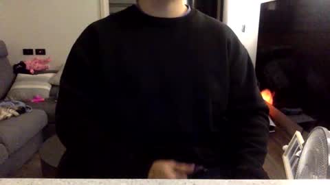 jamesmo820913 online show from January 14, 12:44 pm