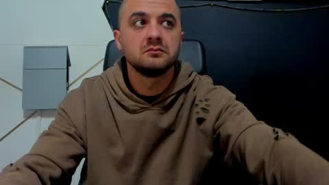 JamesMyers online show from May 10, 3:55 am